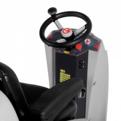 Поломоечная машина Comac INNOVA COMFORT 85 B